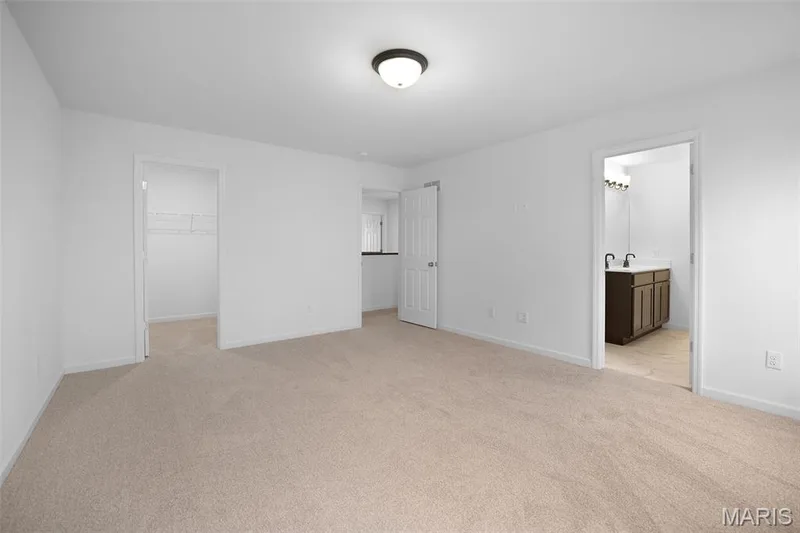 154 Ripple Creek Drive, Lake St. Louis, MO 63367 — listing photo 17 of 31
