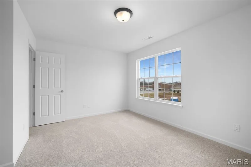 154 Ripple Creek Drive, Lake St. Louis, MO 63367 — listing photo 23 of 31