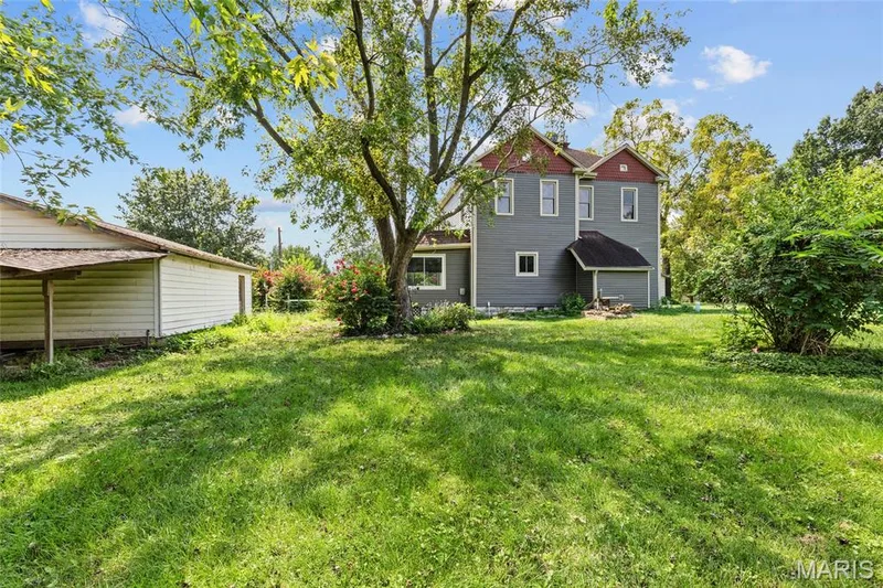811 Tom Ginnever Avenue, O'Fallon, MO 63366 — listing photo 37 of 39