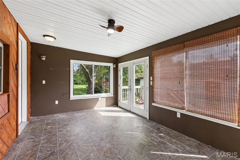 811 Tom Ginnever Avenue, O'Fallon, MO 63366 — listing photo 7 of 39