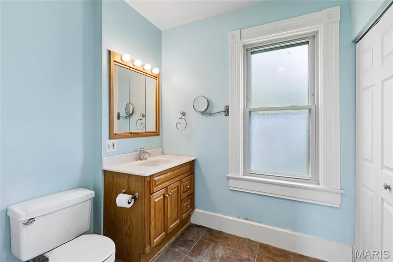 811 Tom Ginnever Avenue, O'Fallon, MO 63366 — listing photo 29 of 39