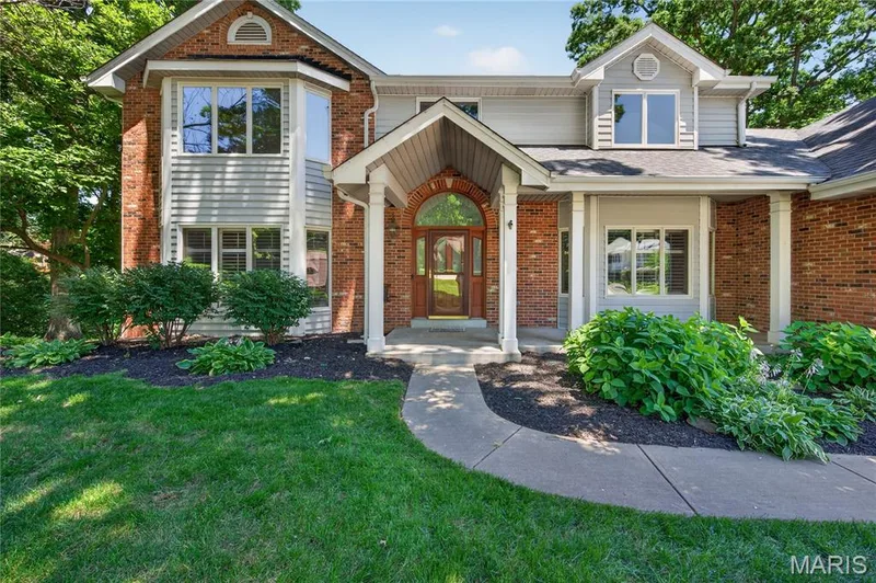4 Woodford Place, St Charles, MO 63301 — listing photo 28 of 33