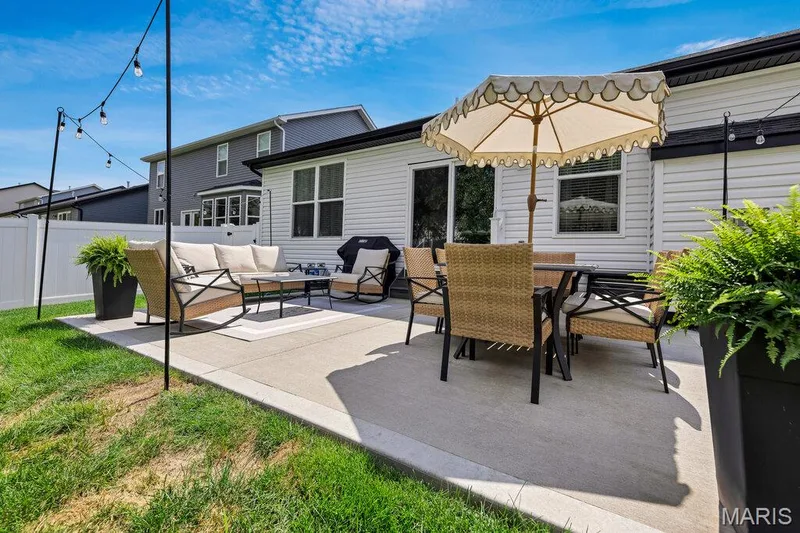 119 Sommerset Court, Lake St. Louis, MO 63367 — listing photo 32 of 41