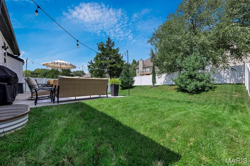 119 Sommerset Court, Lake St. Louis, MO 63367 — listing photo 37 of 41