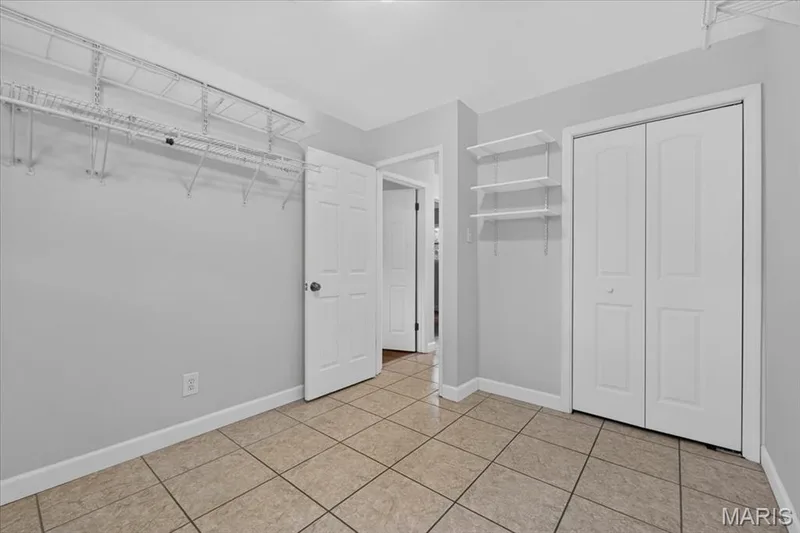 11 Toelle Drive, St Charles, MO 63304 — listing photo 16 of 39