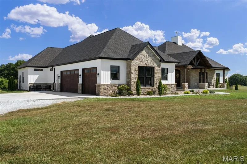 3150 Dyer Road, O'Fallon, MO 63366 — listing photo 77 of 91
