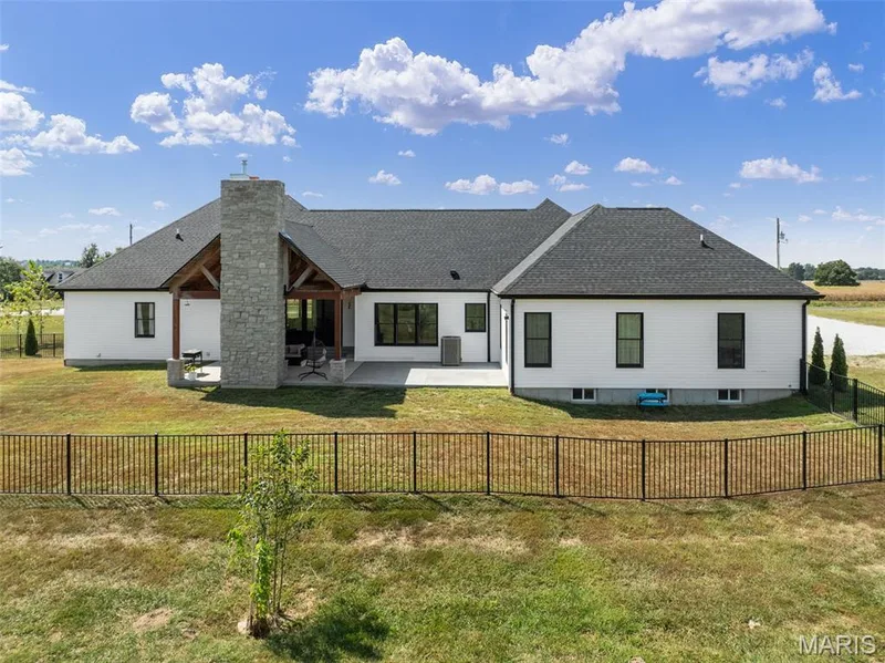 3150 Dyer Road, O'Fallon, MO 63366 — listing photo 82 of 91