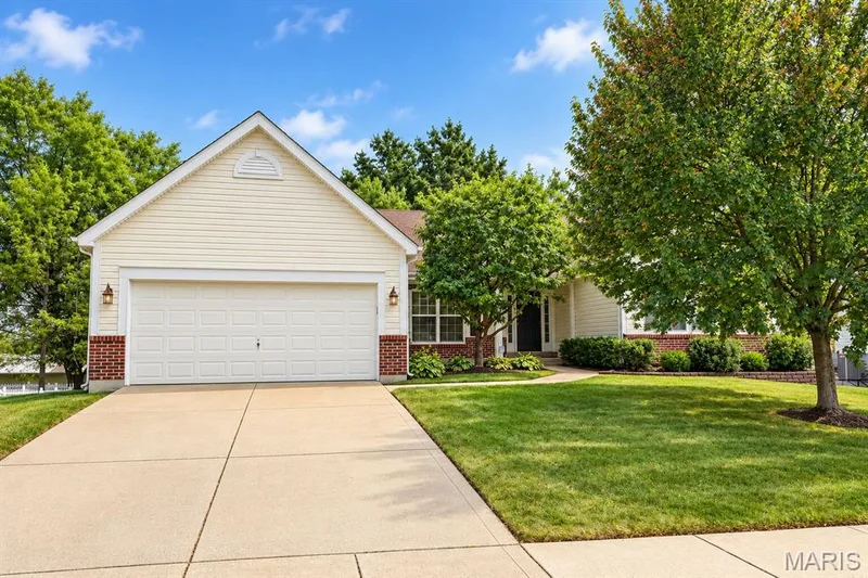 155 Snake River Drive, Dardenne Prairie, MO — listing photo 1