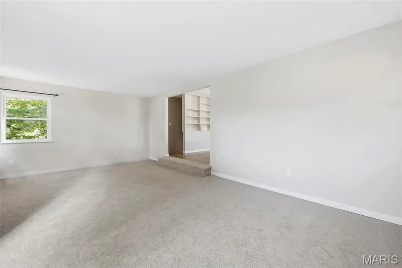 Large Step Down Family Room — 3361 Clemens Court, St Charles, MO 63301