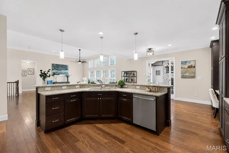 311 Gateview Drive, Wentzville, MO 63385 — listing photo 14 of 42