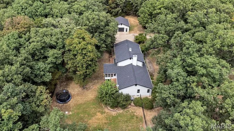 Tucked nicely on just over 3 acres! — 2 Patrick Lane, Defiance, MO 63341