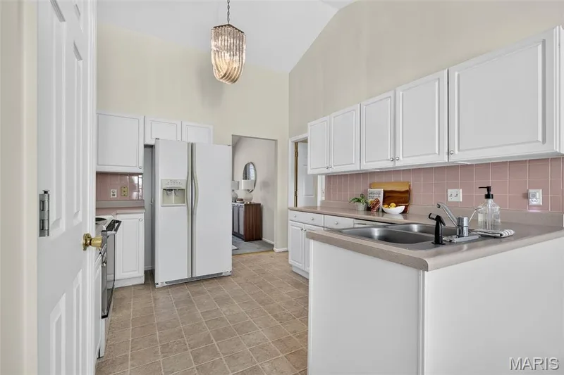 Kitchen — 7235 Picasso Drive, Dardenne Prairie, MO 63368