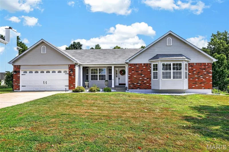 7235 Picasso Drive, Dardenne Prairie, MO 63368 — listing photo 1 of 53