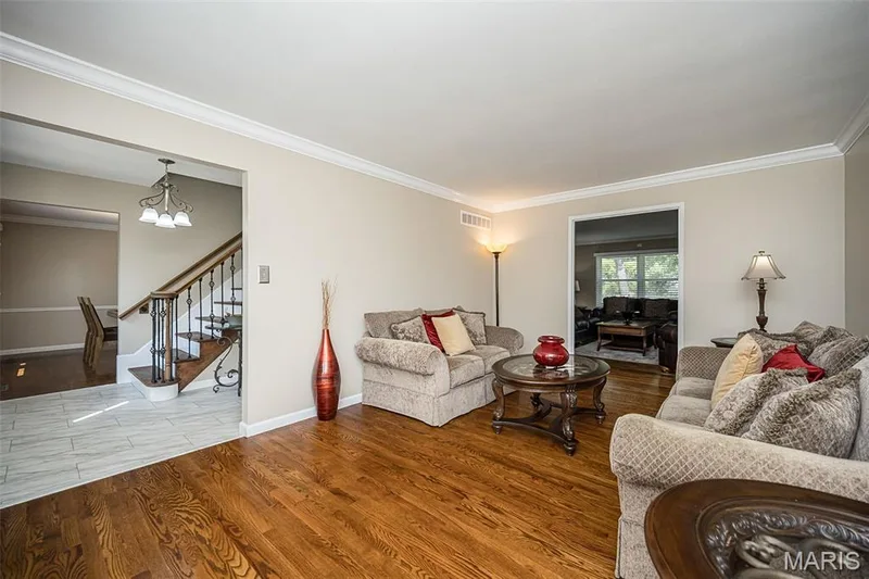 1372 White Road, Chesterfield, MO 63017 — listing photo 14 of 60