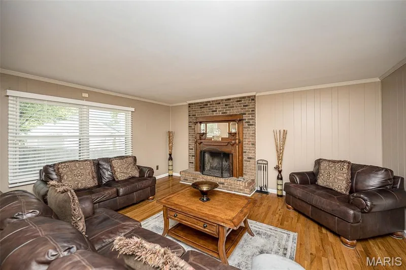 1372 White Road, Chesterfield, MO 63017 — listing photo 18 of 60
