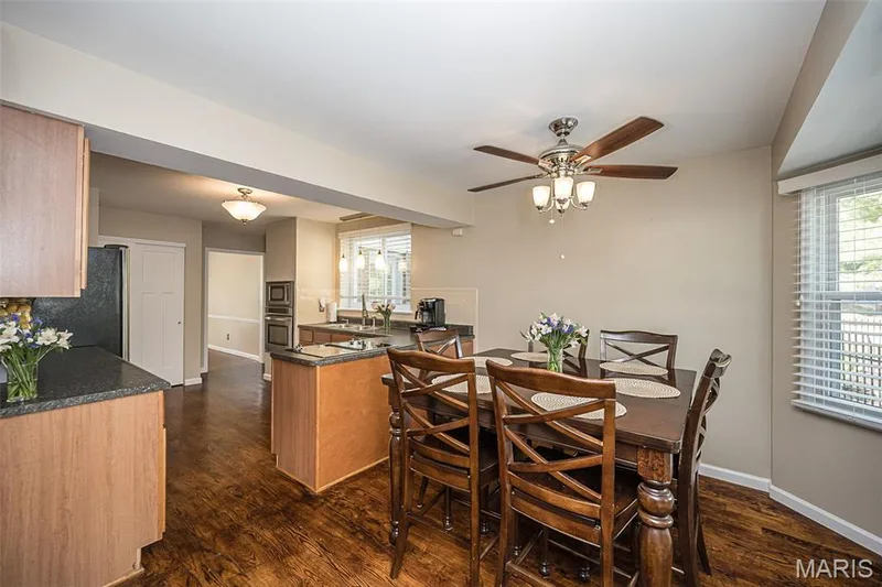 1372 White Road, Chesterfield, MO 63017 — listing photo 22 of 60