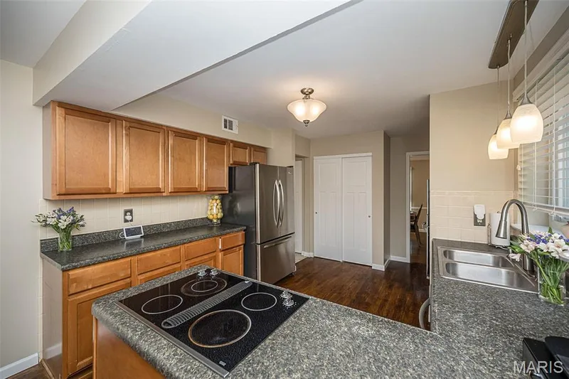 1372 White Road, Chesterfield, MO 63017 — listing photo 25 of 60