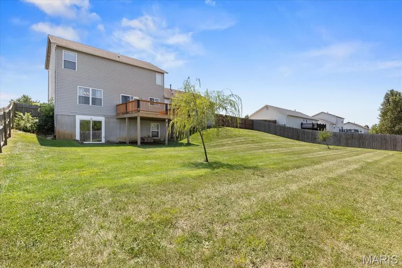 121 Whisper Creek Drive, Wentzville, MO 63385 — listing photo 38 of 39