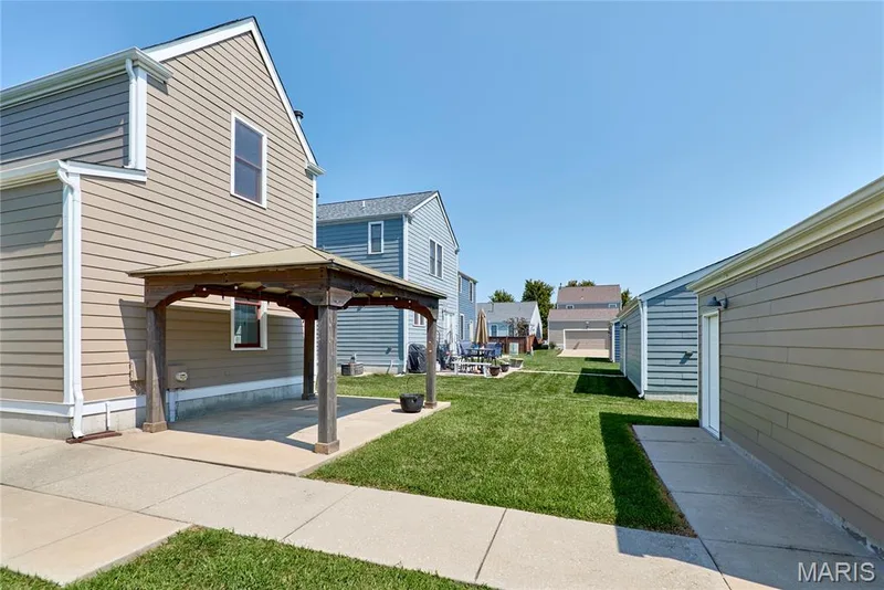 3321 Canal Street, St Charles, MO 63301 — listing photo 23 of 25