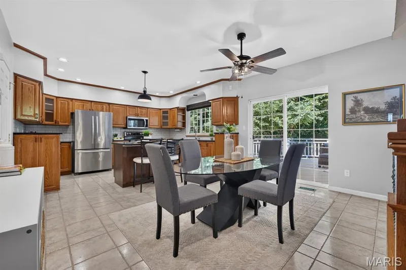 2550 Trenton Station, St Charles, MO 63303 — listing photo 12 of 40
