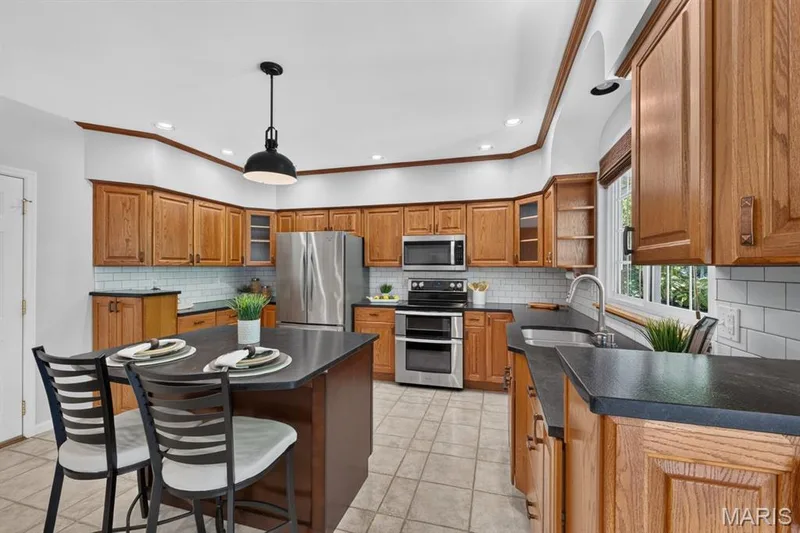 2550 Trenton Station, St Charles, MO 63303 — listing photo 15 of 40