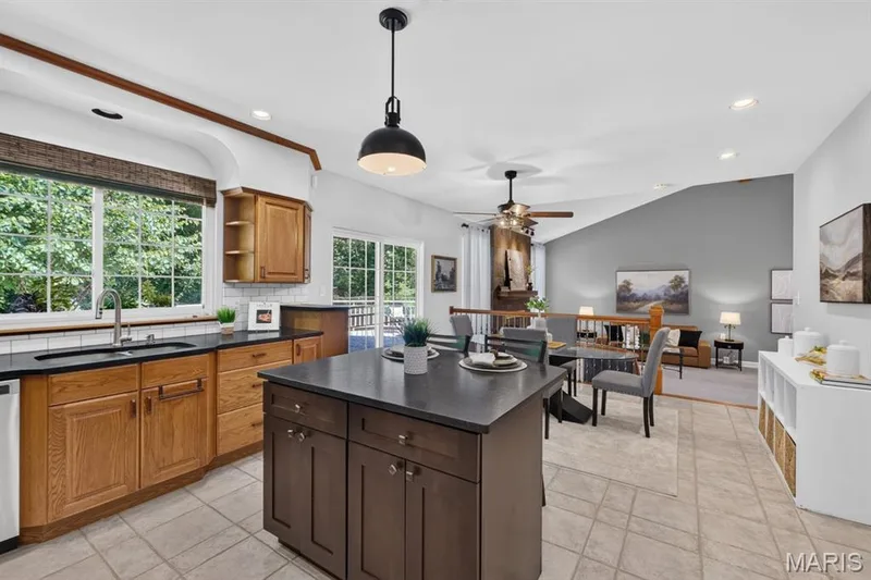 2550 Trenton Station, St Charles, MO 63303 — listing photo 17 of 40