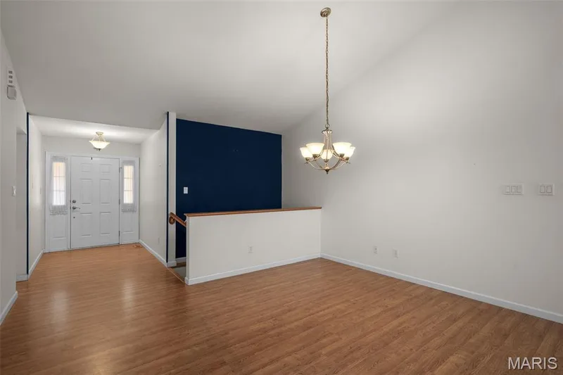 723 River Glen Drive, O'Fallon, MO 63368 — listing photo 4 of 49
