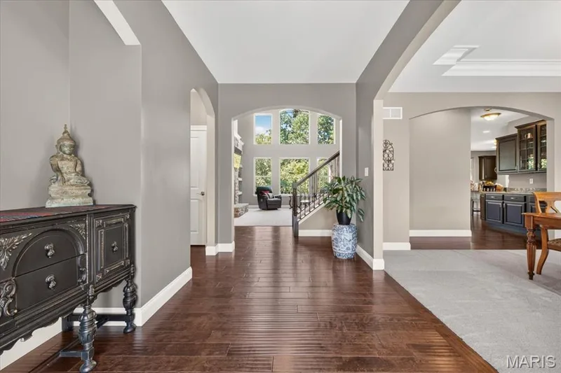 Entrance hallway leading to great room — 1307 Homestead Heights Drive, Wildwood, MO 63005