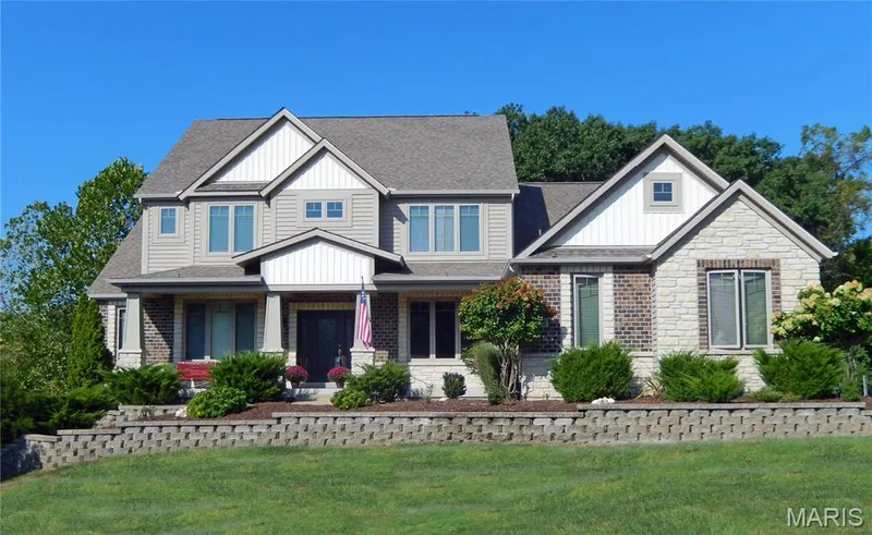 1307 Homestead Heights Drive, Wildwood, MO β listing photo 1