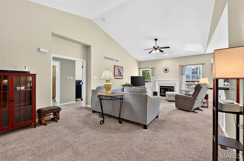 Neutral carpet and neutral paint with white ceiling. — 18 Eagle Bluff Lane, St Charles, MO 63303