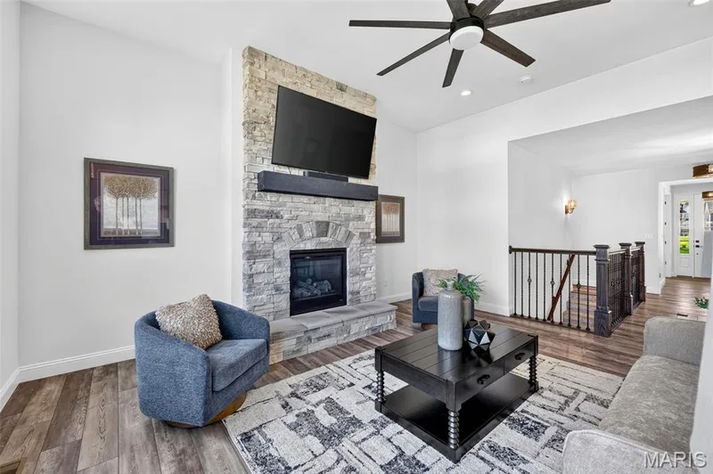 130 Far Meadow Drive, Lake St. Louis, MO 63367 — listing photo 19 of 80