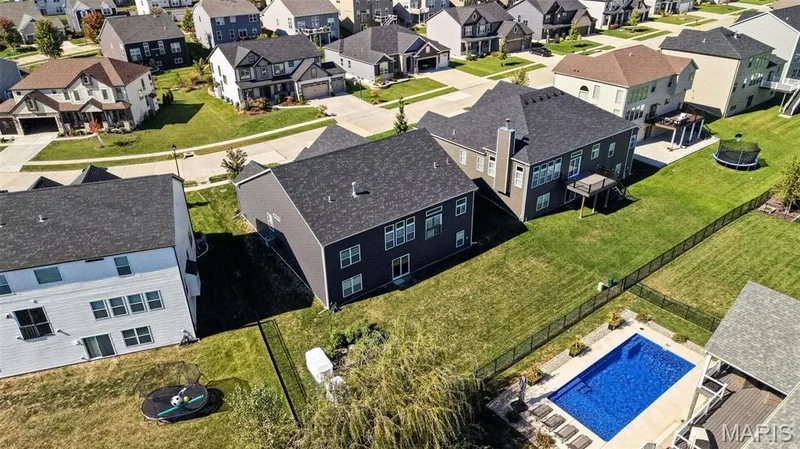 130 Far Meadow Drive, Lake St. Louis, MO 63367 — listing photo 65 of 80