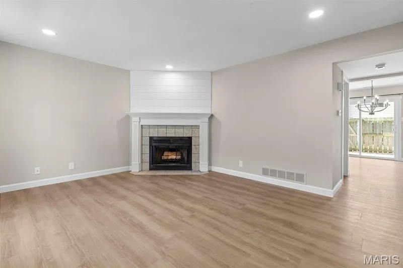 View of living room from entry — 39 Park Charles Boulevard S #D, St Peters, MO 63376