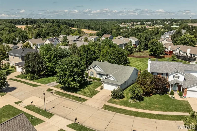 17027 Old Hollow Drive, Wildwood, MO 63040 — listing photo 19 of 23