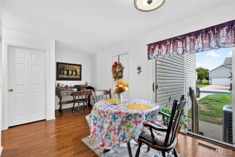 871 Boardwalk Springs Place, O'Fallon, MO 63368 — listing photo 9 of 24