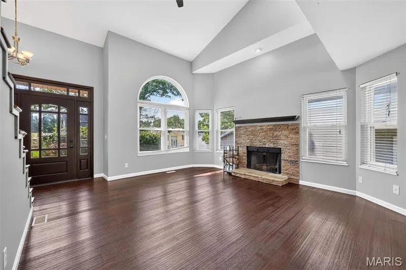 170 Autumn Chase Drive, O'Fallon, MO 63366 — listing photo 3 of 57