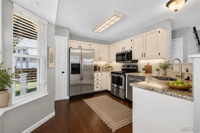 VIRTUALLY STAGED — 170 Autumn Chase Drive, O'Fallon, MO 63366