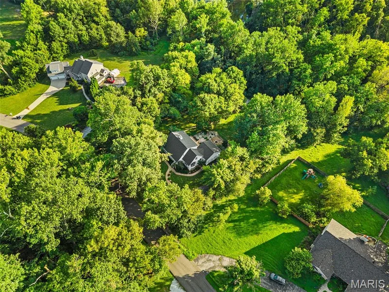 505 Bridle Path Lane, O'Fallon, MO 63366 — listing photo 4 of 29