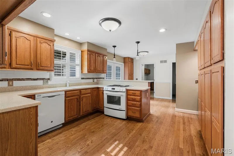 505 Bridle Path Lane, O'Fallon, MO 63366 — listing photo 11 of 29