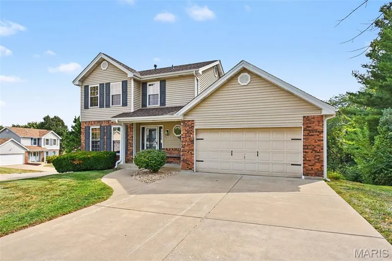 4533 Cambrook Drive, St Charles, MO 63304 — listing photo 3 of 28