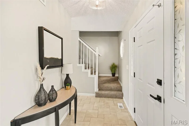 4533 Cambrook Drive, St Charles, MO 63304 — listing photo 5 of 28