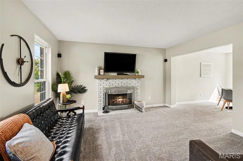 4533 Cambrook Drive, St Charles, MO 63304 — listing photo 6 of 28