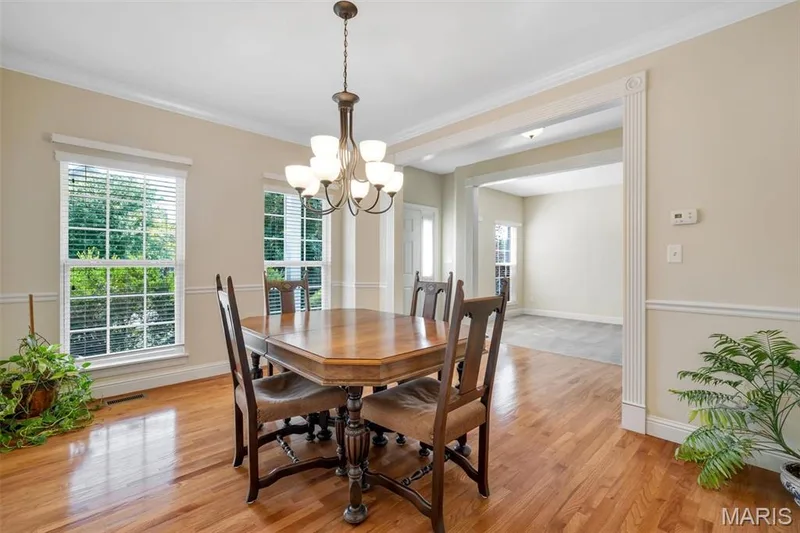 1016 Gardenbridge Place, St Charles, MO 63303 — listing photo 5 of 60