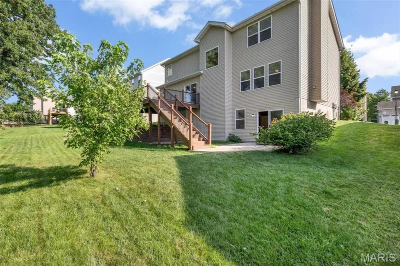 1016 Gardenbridge Place, St Charles, MO 63303 — listing photo 13 of 60