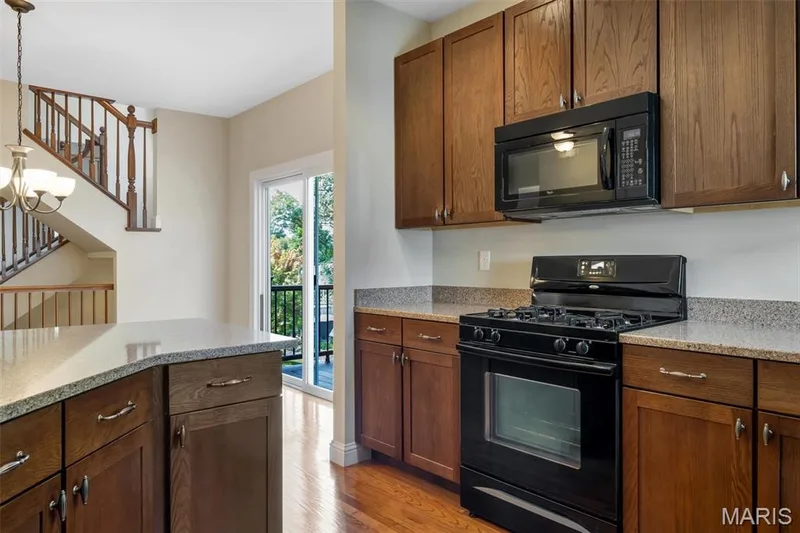 1016 Gardenbridge Place, St Charles, MO 63303 — listing photo 22 of 60