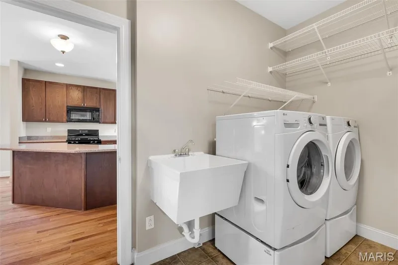 1016 Gardenbridge Place, St Charles, MO 63303 — listing photo 28 of 60