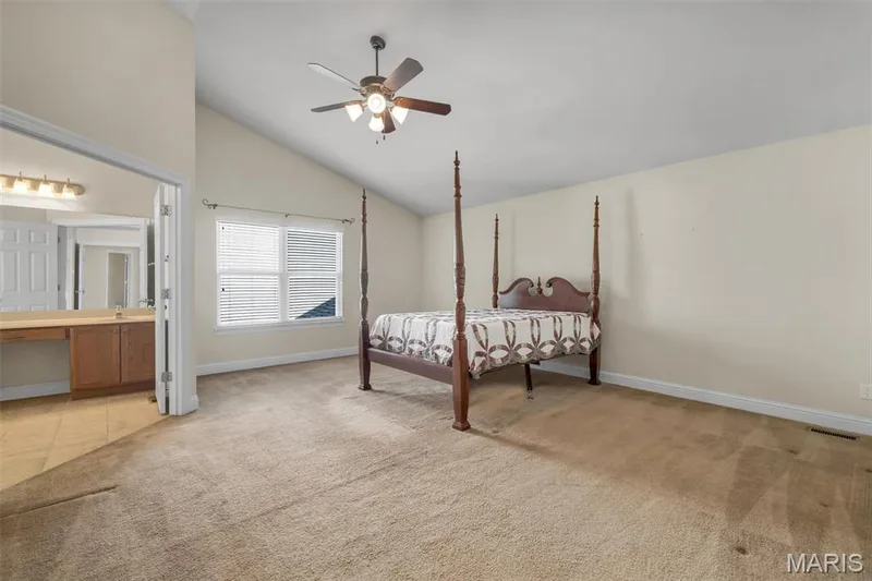 1016 Gardenbridge Place, St Charles, MO 63303 — listing photo 31 of 60