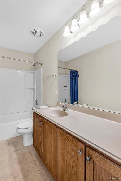 1016 Gardenbridge Place, St Charles, MO 63303 — listing photo 38 of 60