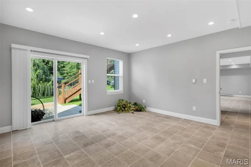 1016 Gardenbridge Place, St Charles, MO 63303 — listing photo 47 of 60