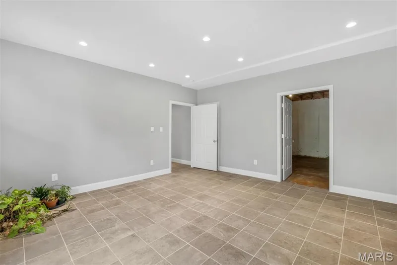 1016 Gardenbridge Place, St Charles, MO 63303 — listing photo 48 of 60